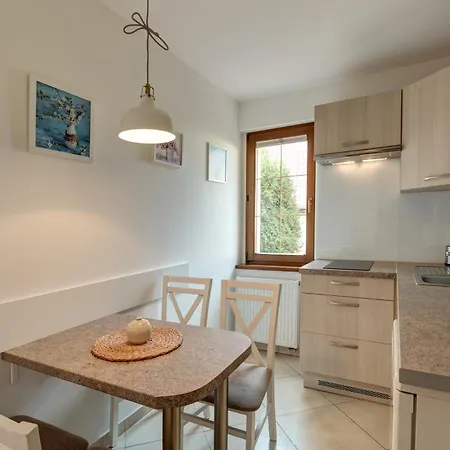 Bed and breakfast Drako 3*