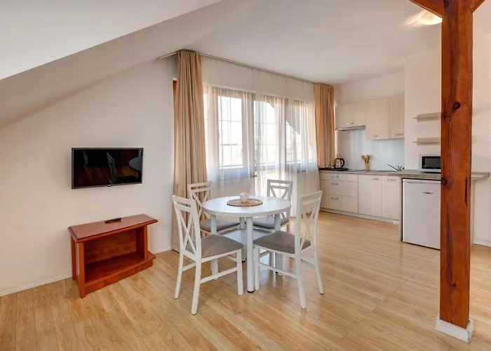 Drako 3* مينززدرويه